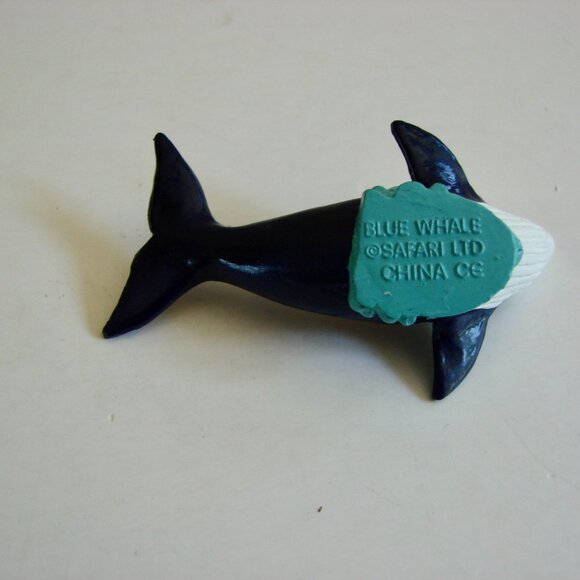 Safari Ltd Animals Marine Ocean Blue Whale Squid Bull Shark Tooth White Shark - Picture 15 of 15